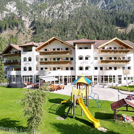 Hotel Alpin Colle Isarco Esterno foto