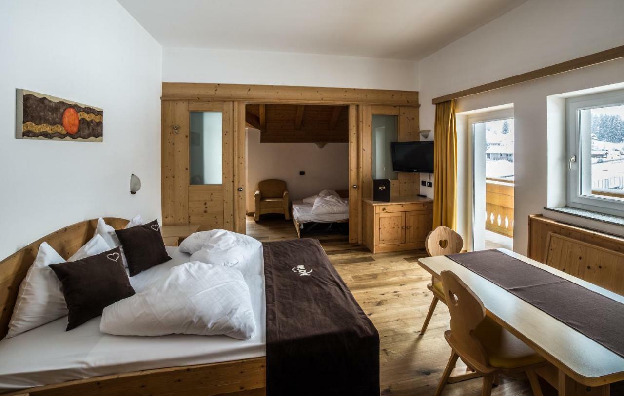 Hotel Alpin Colle Isarco Esterno foto